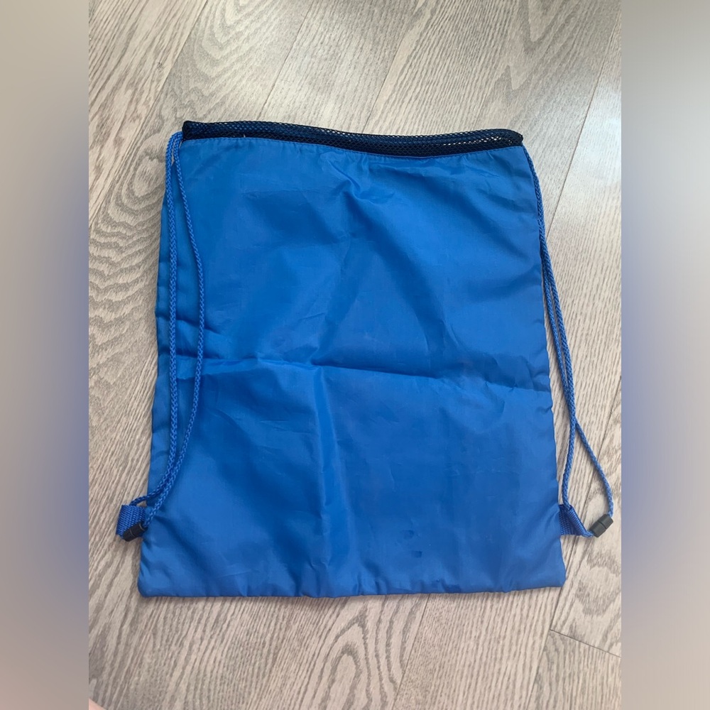 New Build-a-bear Blue Canada Drawstring Backpack - Picture 6 of 8